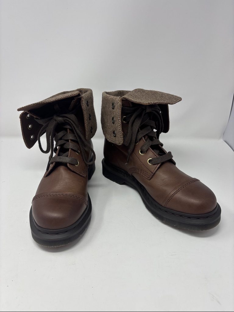 Dr. Martens | Aimilie Brown Fold-Over Leather Lace-Up Boots 41 9